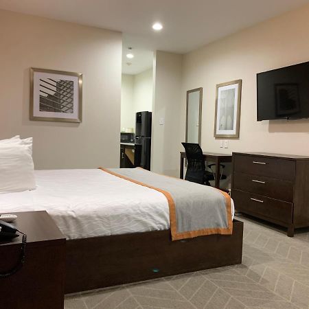 Scottish Inn & Suites - Iah Airport Хъмбъл Екстериор снимка