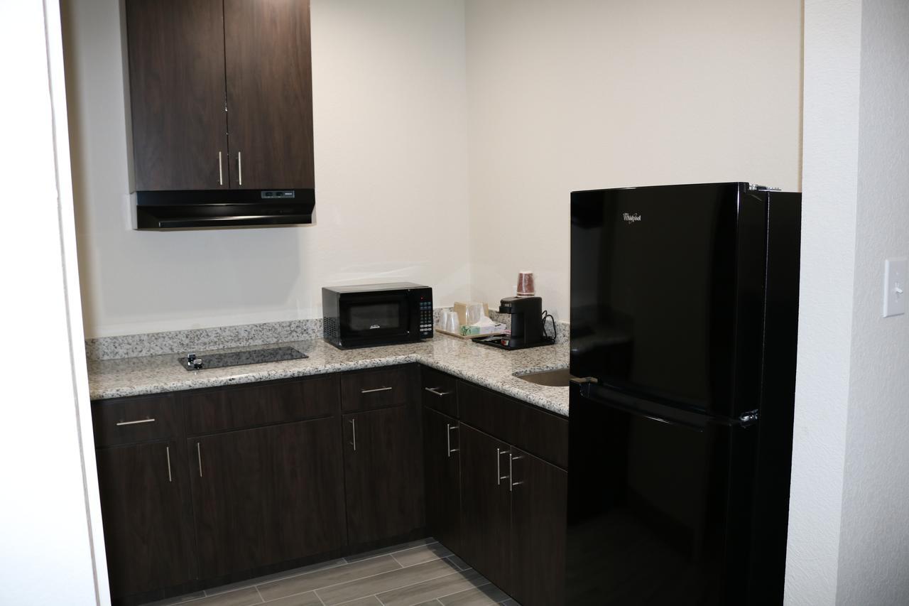 Scottish Inn & Suites - Iah Airport Хъмбъл Екстериор снимка