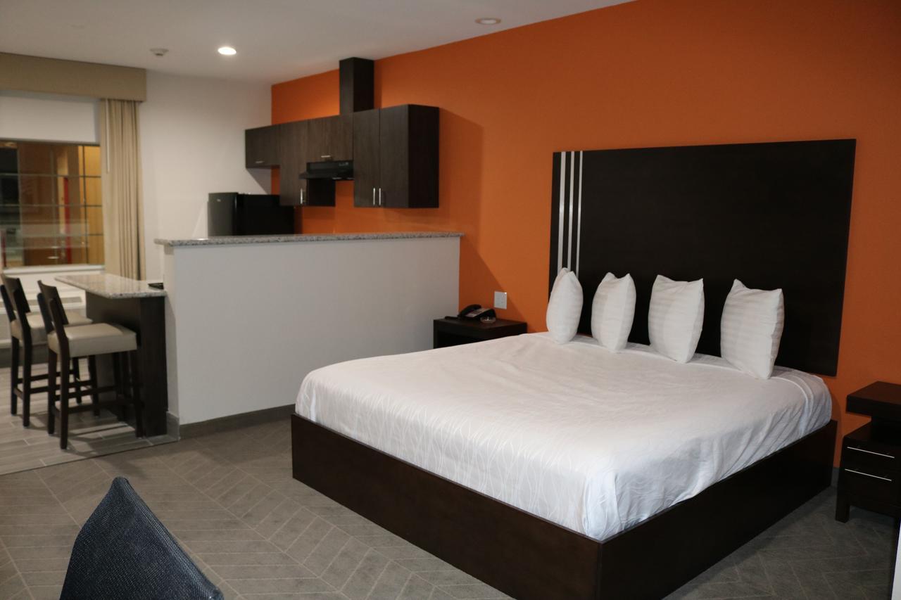 Scottish Inn & Suites - Iah Airport Хъмбъл Екстериор снимка