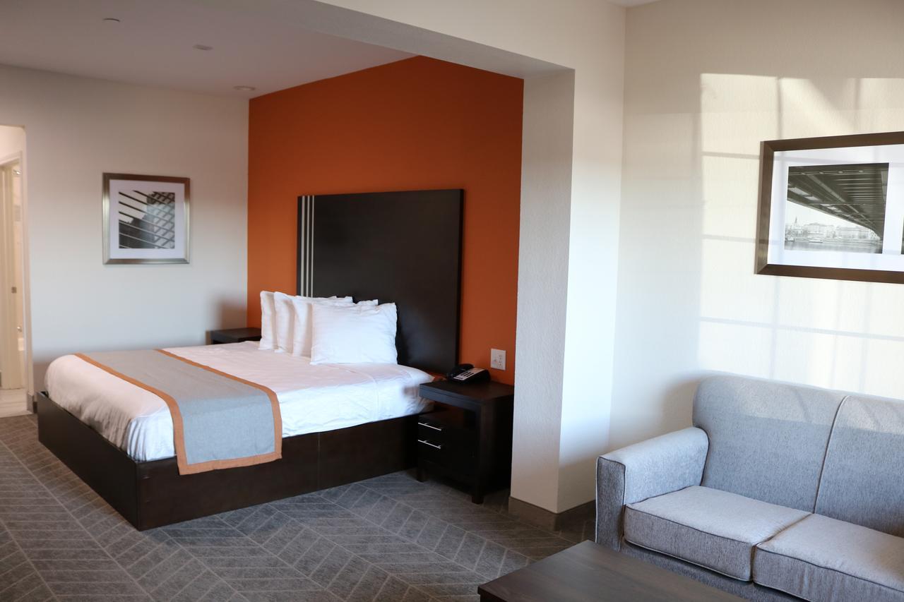 Scottish Inn & Suites - Iah Airport Хъмбъл Екстериор снимка