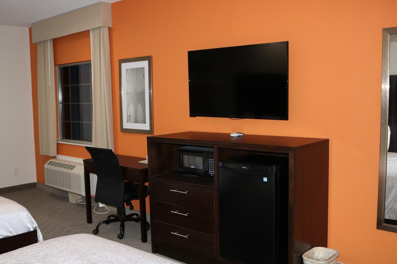 Scottish Inn & Suites - Iah Airport Хъмбъл Екстериор снимка